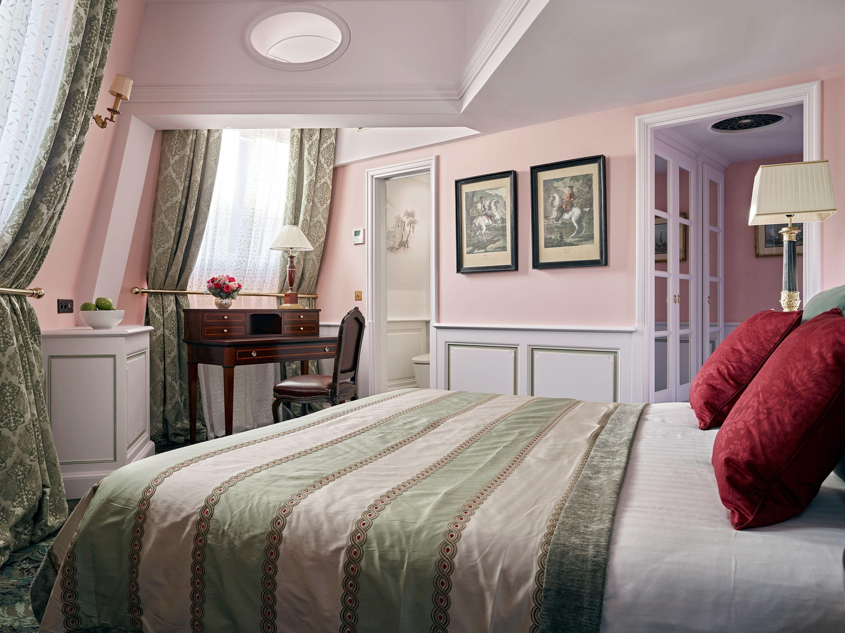 Chateau Des Fleurs & Parigi