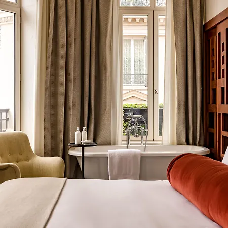 Chateau Des Fleurs & Hotel Parigi
