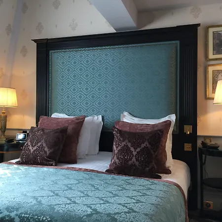 Chateau Des Fleurs & 5* Parigi