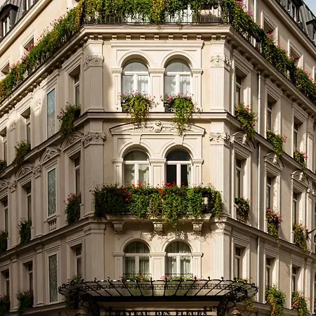 Chateau Des Fleurs & 5* Parigi