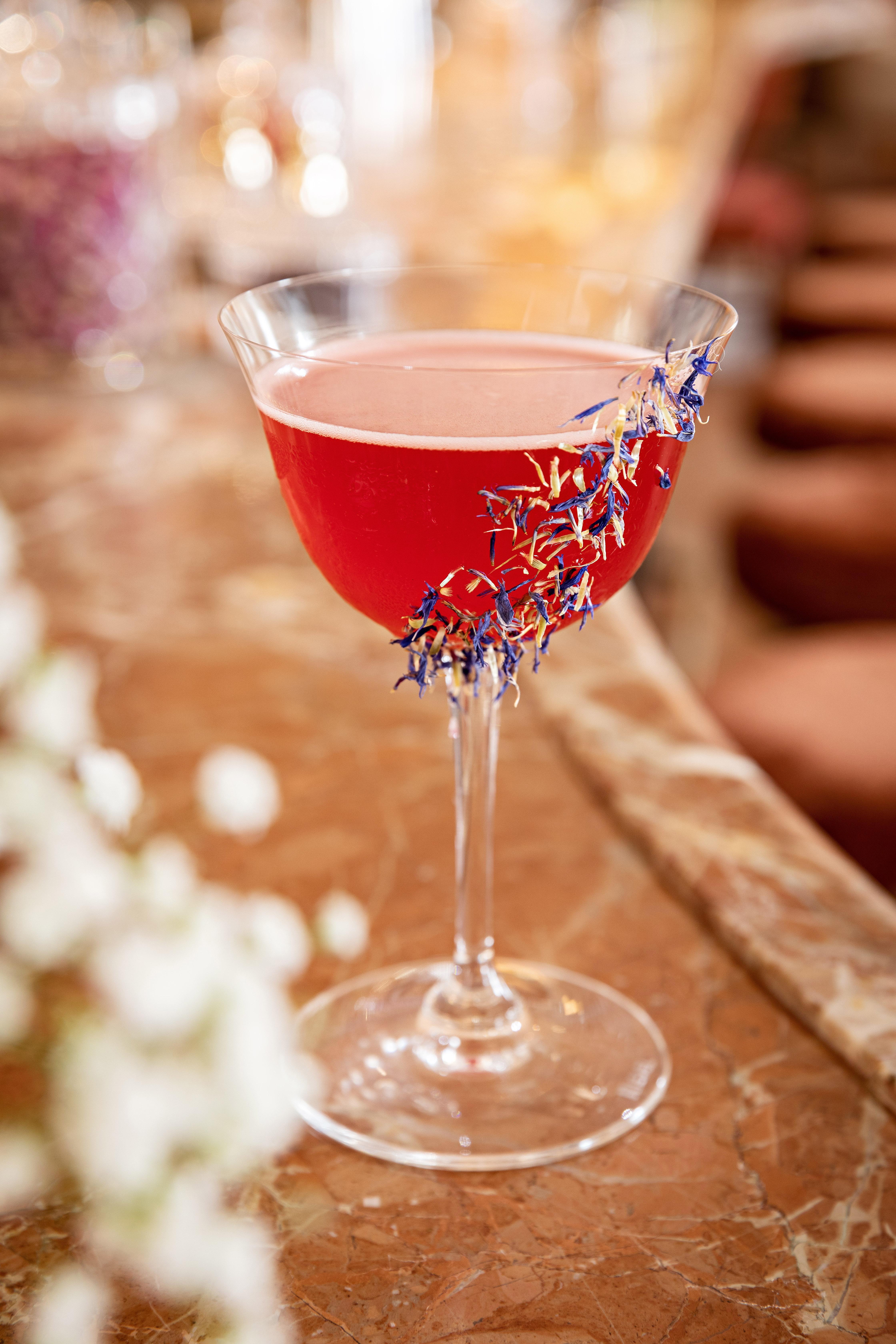 Chateau Des Fleurs & Hotel Paris