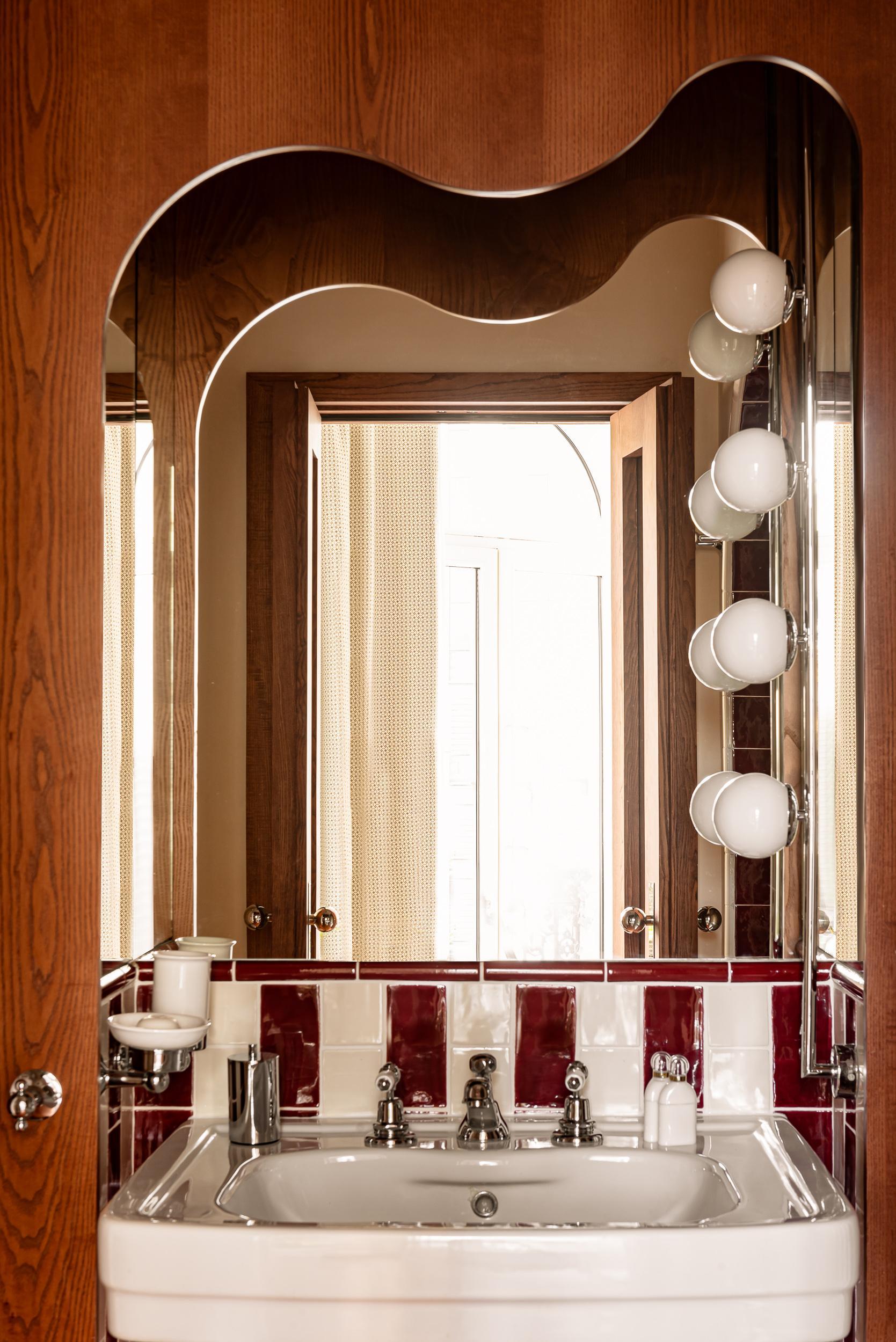 Chateau Des Fleurs Hotel 5*