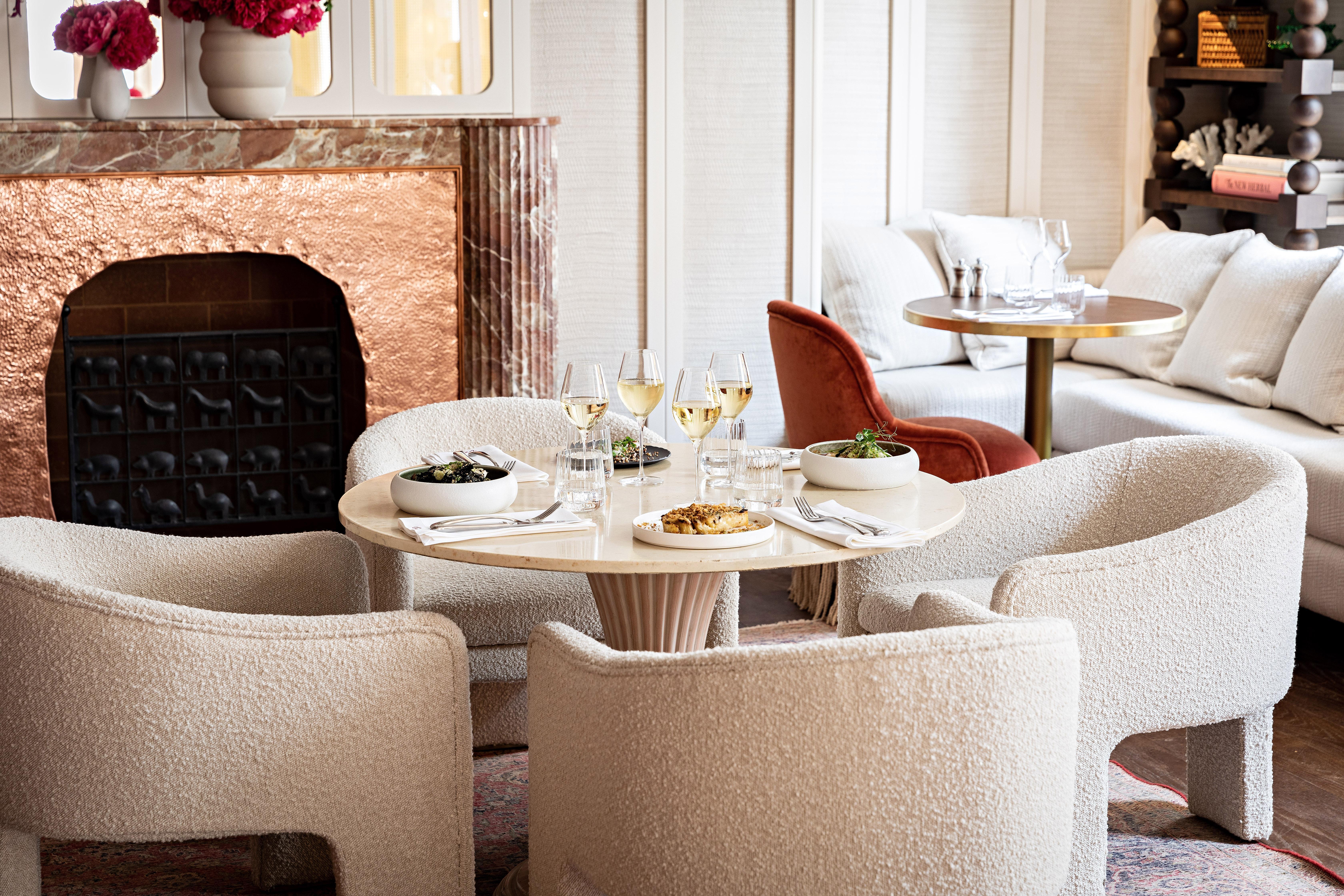 Chateau Des Fleurs & Hotel 5*