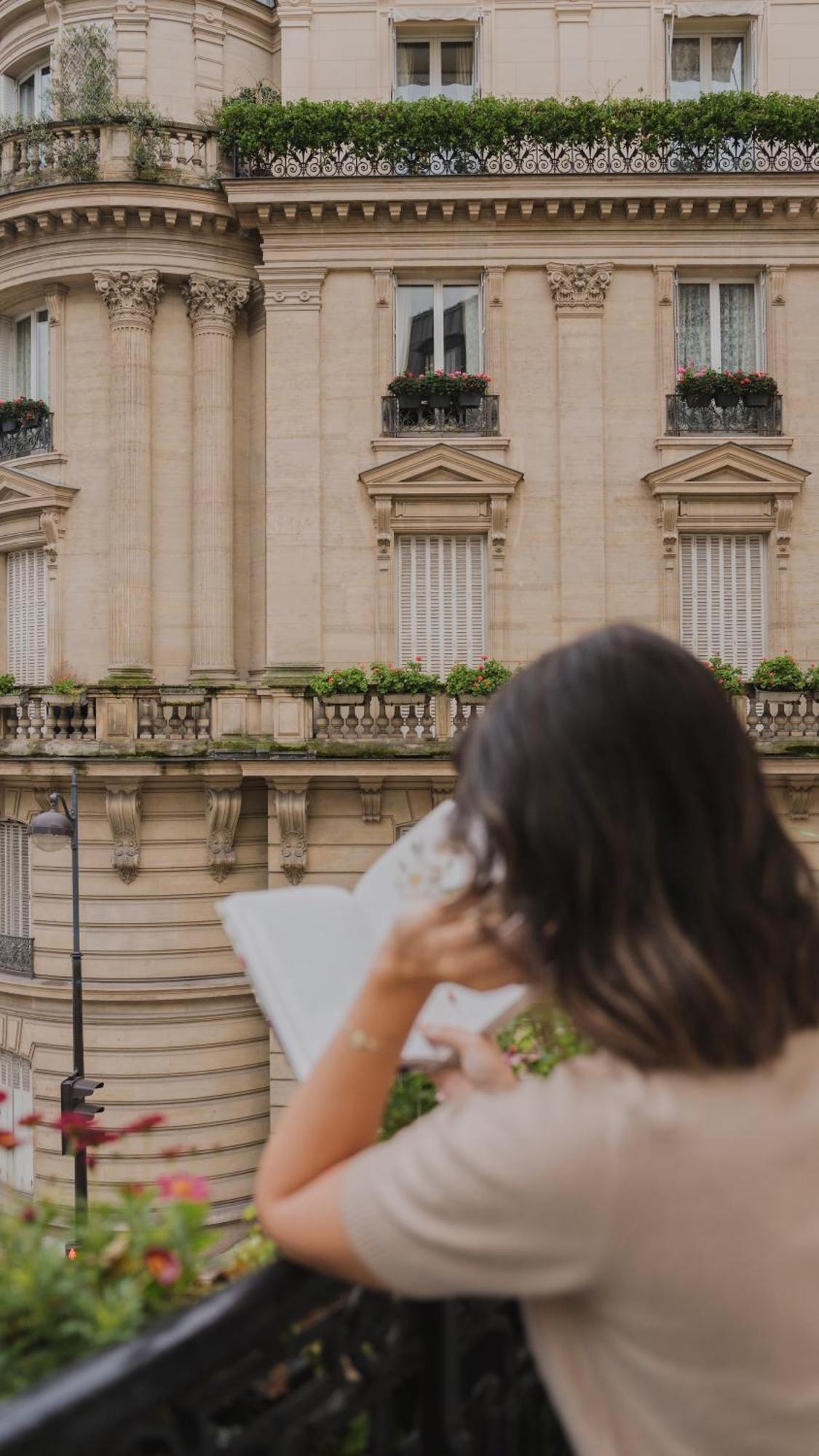 Chateau Des Fleurs & Hotel 5*